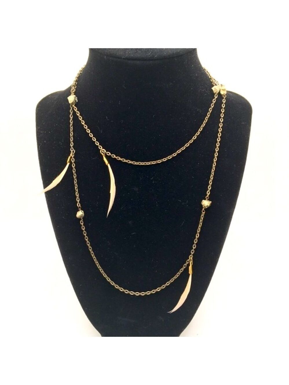 381MIDALANE Natural Feather Necklace with Pyrite Gems